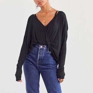 Urban Outfitters Piper Top Black Surplice V-Neck Long Sleeve Women's S Relaxed